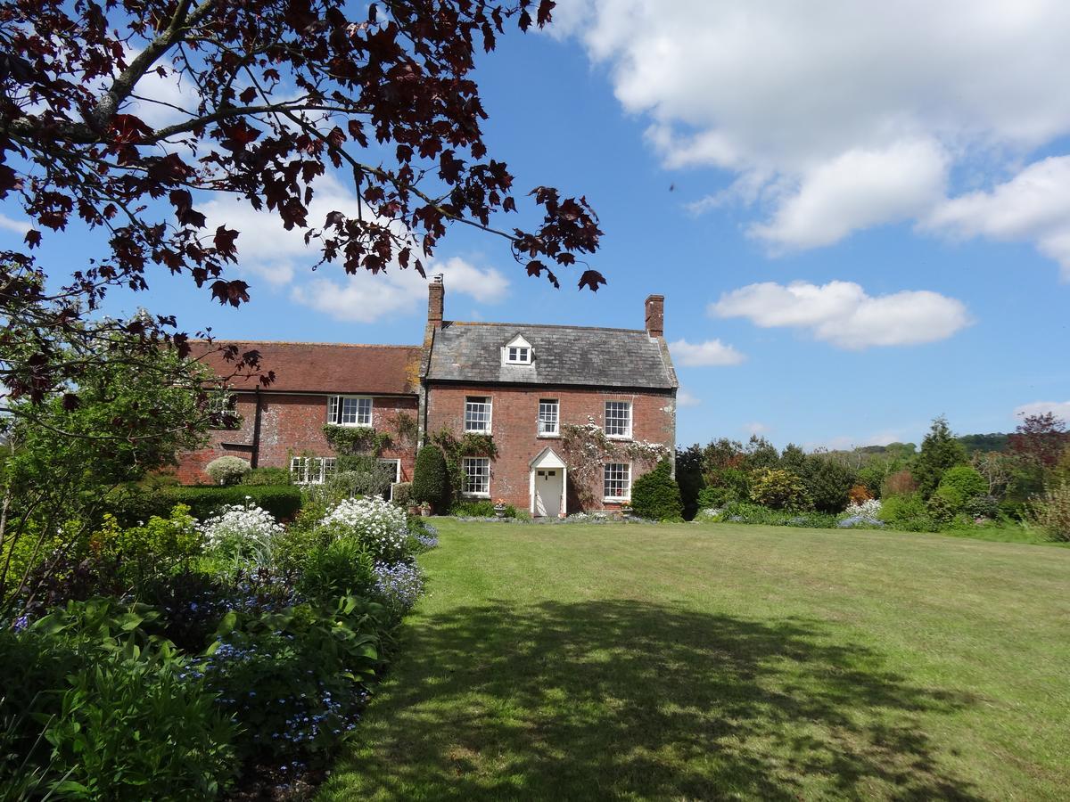 Moors Farmhouse Bed & Breakfast East Knoyle Dış mekan fotoğraf